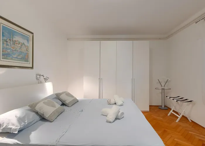 Doris Apartment *