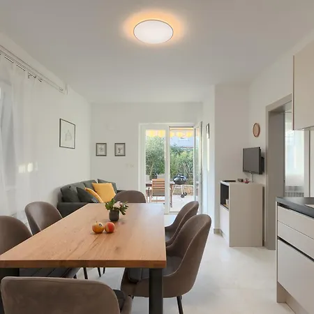 Apartamento Doris