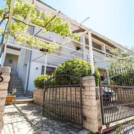 Apartamento Doris Banjole